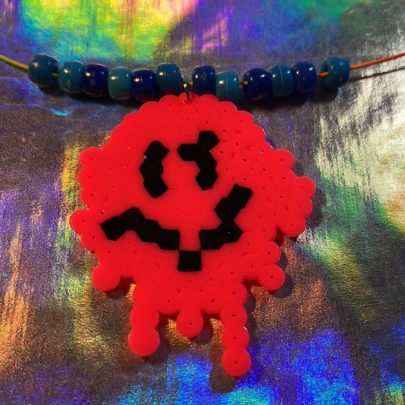 New Rave Necklace - Picture 5 of 11